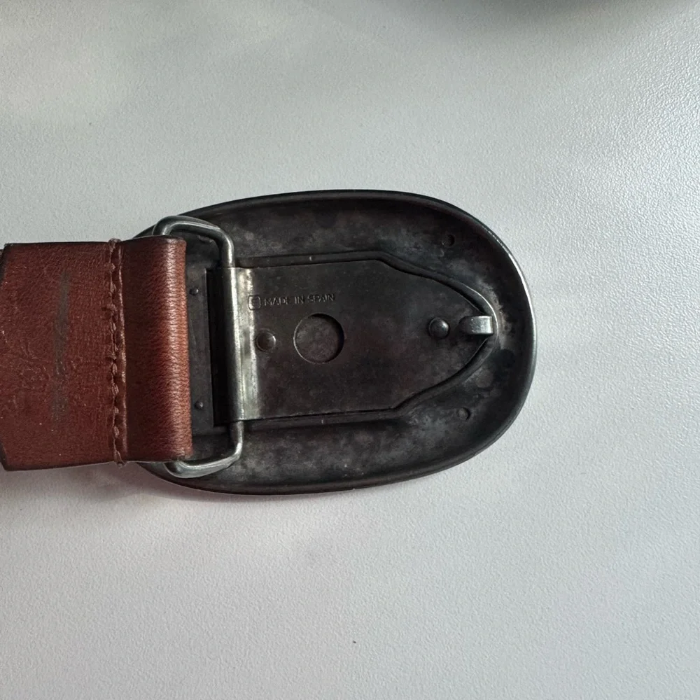 Abercrombie and Fitch Western Tooled Leather Belt Brown Chunky Silver Buckle - Picture 9 of 10